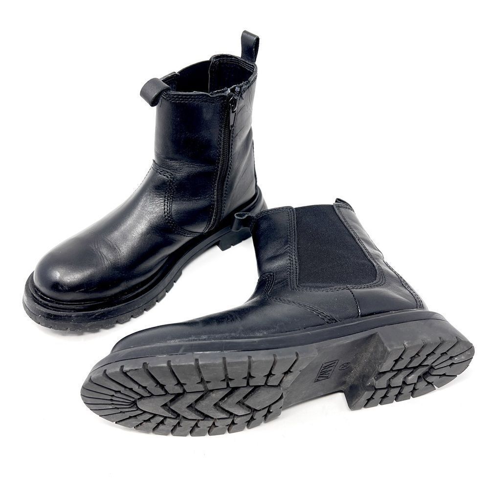 Zara Chelsea Black Leather Inside Zip Platform Lug Sole Ankle Boots EU 36 (US 6)